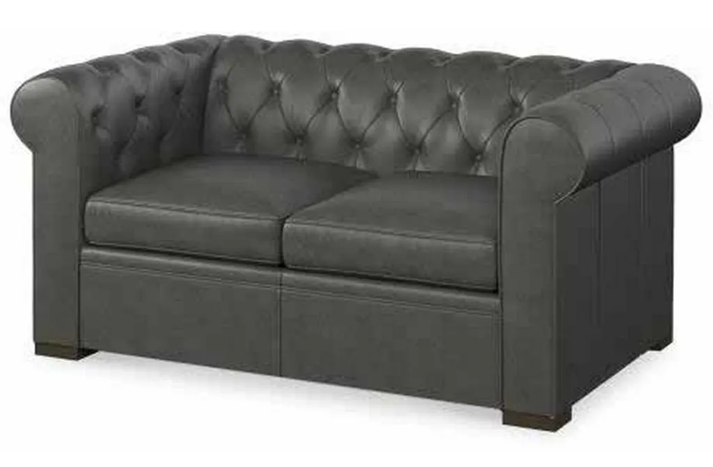 Century LR-7701-4 Classic Chesterfield Love Seat Century LR-7701-4 Classic Chesterfield Love Seat