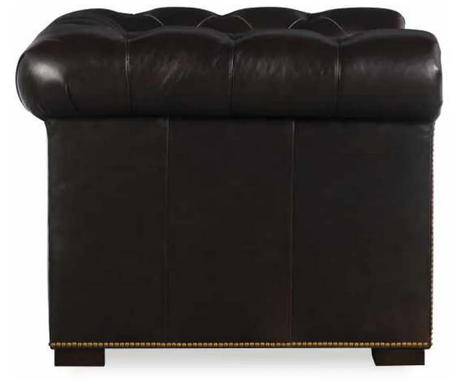 Century LR-7701-6 Classic Chesterfield Chair Century LR-7701-6 Classic Chesterfield Chair
