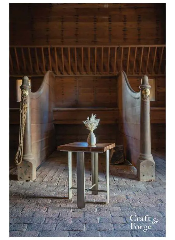 Charleston Forge 7079 Frontier End Table Charleston Forge 7079 Frontier End Table