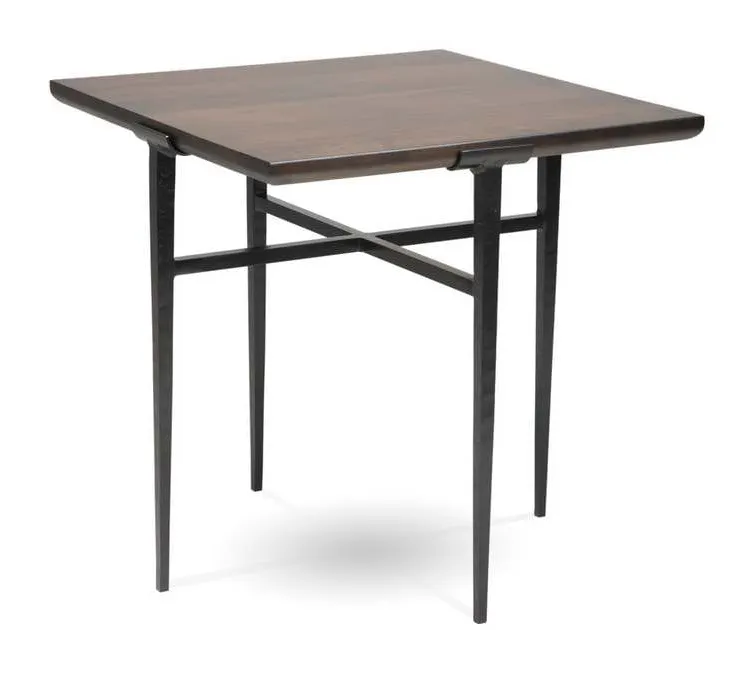 Charleston Forge 7703 Greenbrier Lifestyle Springhouse End Table Charleston Forge 7703 Greenbrier Lifestyle Springhouse End Table