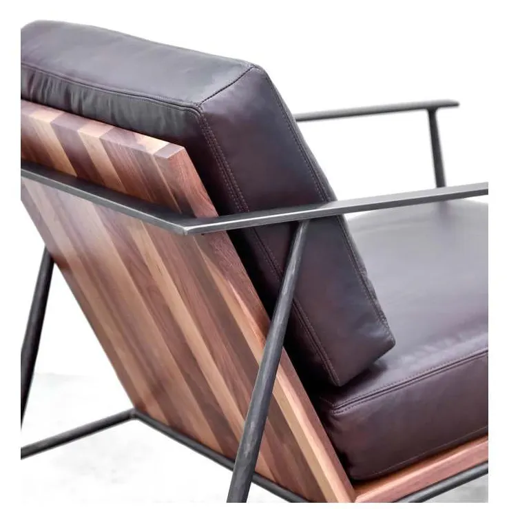 Charleston Forge C650 Emmitt Lounge Chair Charleston Forge C650 Emmitt Lounge Chair