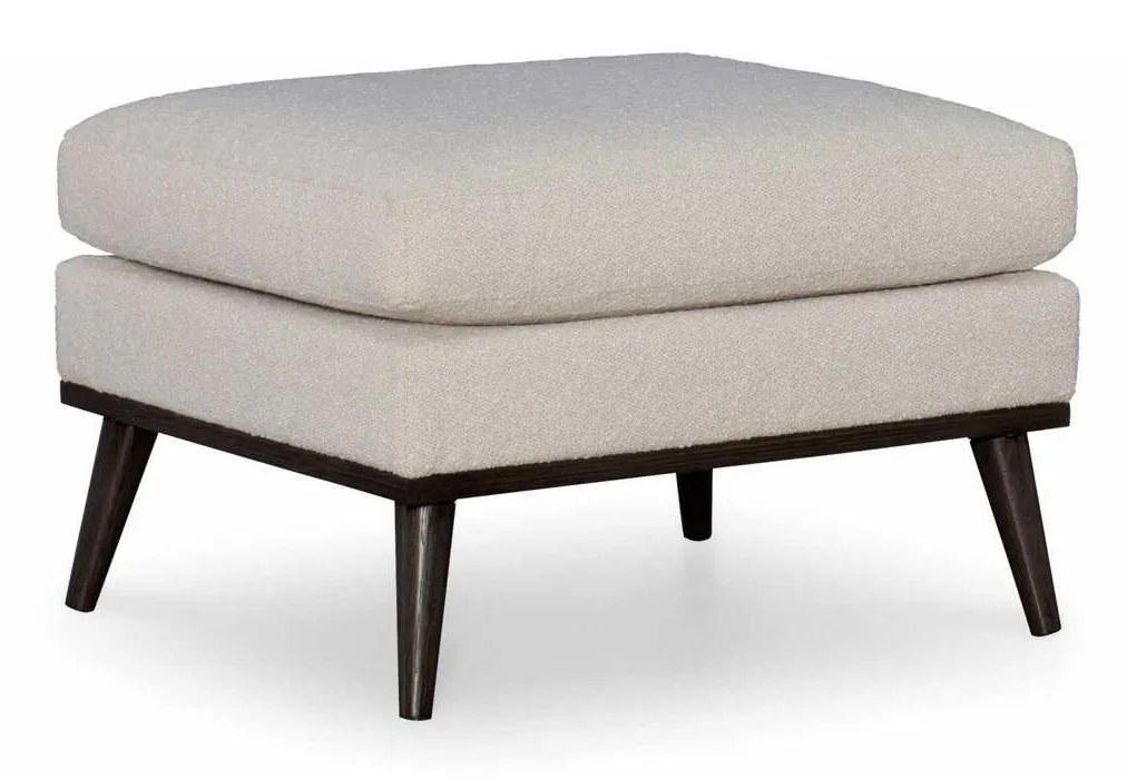 CR Laine 7225-07 Ludwig Ottoman CR Laine 7225-07 Ludwig Ottoman