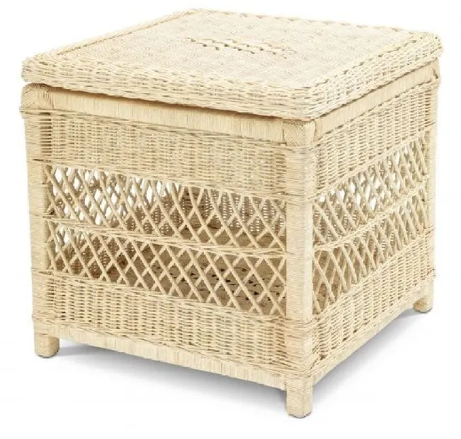 Eichholtz 113561 Side Table Jamaica Eichholtz 113561 Side Table Jamaica