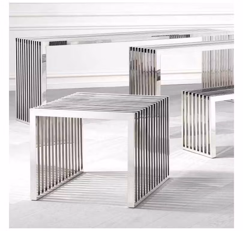 Eichholtz 105340 Side Table Carlisle Eichholtz 105340 Side Table Carlisle