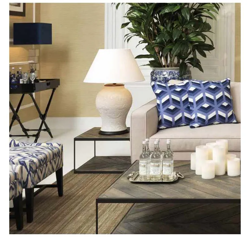 Eichholtz 111190 Side Table La Varenne Eichholtz 111190 Side Table La Varenne