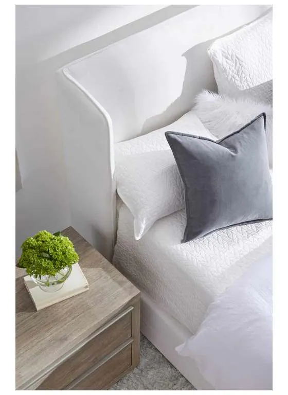 Essentials For Living 7126-3.LPPRL/NG Stewart Standard King Bed in LiveSmart Peyton Pearl Natural Gray Oak Essentials For Living 7126-3.LPPRL/NG Stewart Standard King Bed in LiveSmart Peyton Pearl Natural Gray Oak
