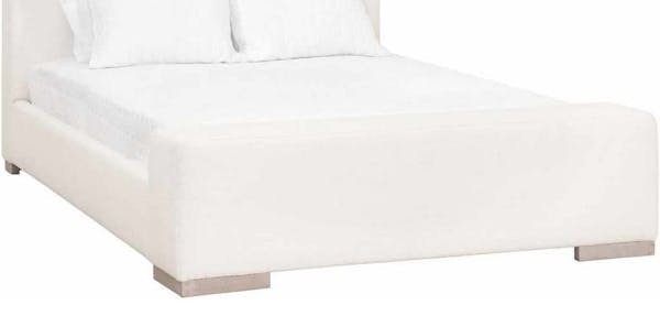 Essentials for Living 7129-1.BOU-SNO/NG Warren Queen Bed in Performance Boucle Snow Natural Gray Oak Essentials for Living 7129-1.BOU-SNO/NG Warren Queen Bed in Performance Boucle Snow Natural Gray Oak