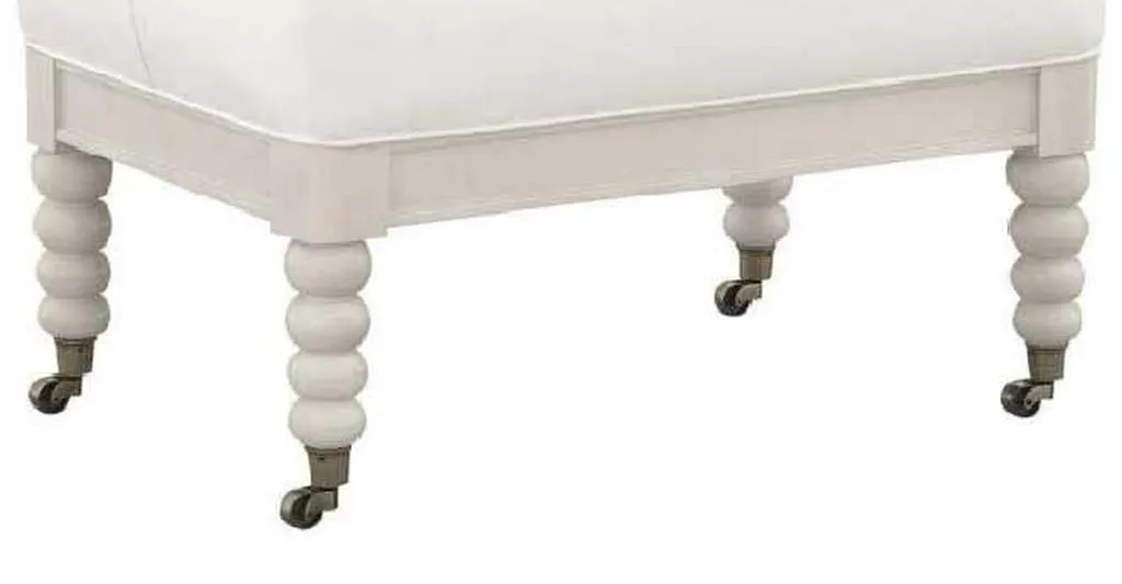 Gabby Home SCH-276000 Pierce Ottoman Gabby Home SCH-276000 Pierce Ottoman