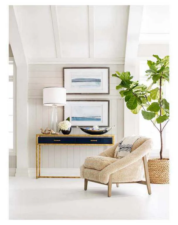 Hancock and Moore UL6409-1 Crescent Chair Hancock and Moore UL6409-1 Crescent Chair