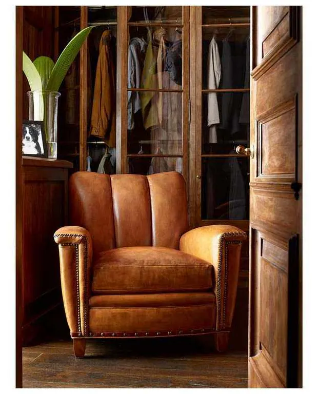 Hancock and Moore 6121-1-C Tulip Channel Back Club Chair Hancock and Moore 6121-1-C Tulip Channel Back Club Chair