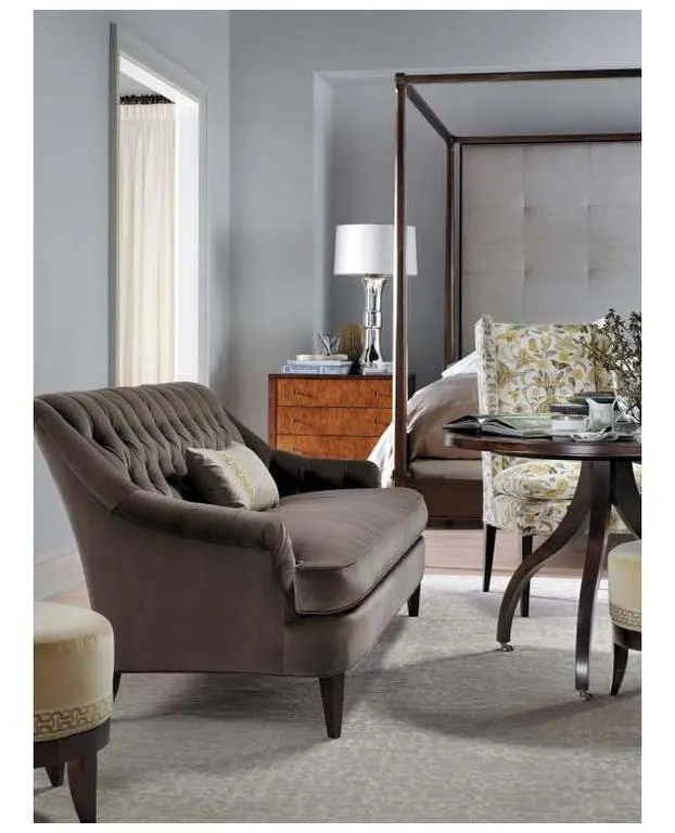 Hickory Chair HC109-80 Marler Tufted Sofa Hickory Chair HC109-80 Marler Tufted Sofa