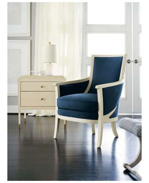 Hickory Chair HC5468-70 Andrew Side Table Hickory Chair HC5468-70 Andrew Side Table