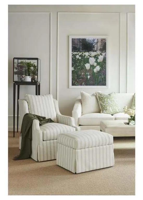 Hickory Chair PE6722-50 Harrison Ottoman Hickory Chair PE6722-50 Harrison Ottoman