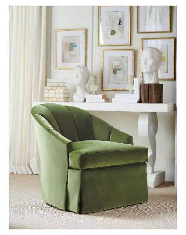 Hickory Chair PE6739-00 Liam Swivel Chair Hickory Chair PE6739-00 Liam Swivel Chair