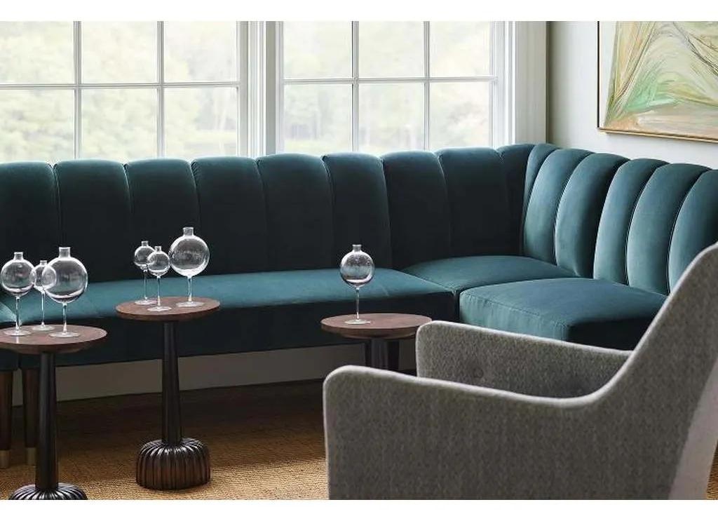 Hickory Chair HC8532-49 Inga Banquette Corner Chair Hickory Chair HC8532-49 Inga Banquette Corner Chair