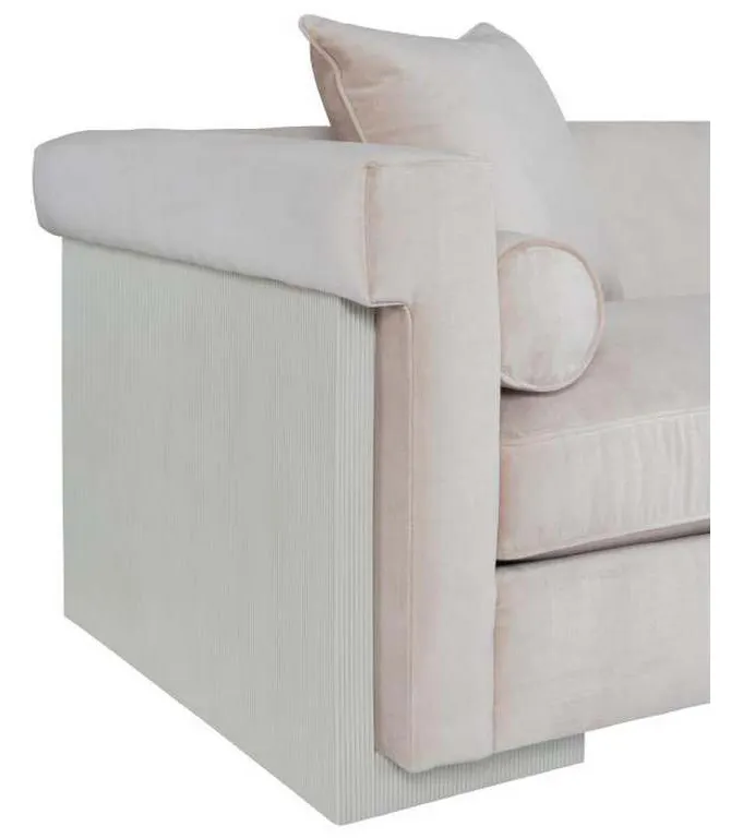 Hickory Chair HC6700-90 Reilly Tuxedo Sofa Hickory Chair HC6700-90 Reilly Tuxedo Sofa