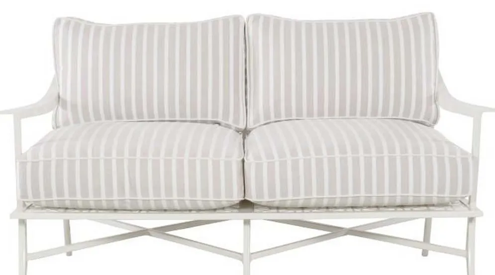 Hickory Chair HCD8900-58-W Haret Loveseat Cloud White Hickory Chair HCD8900-58-W Haret Loveseat Cloud White