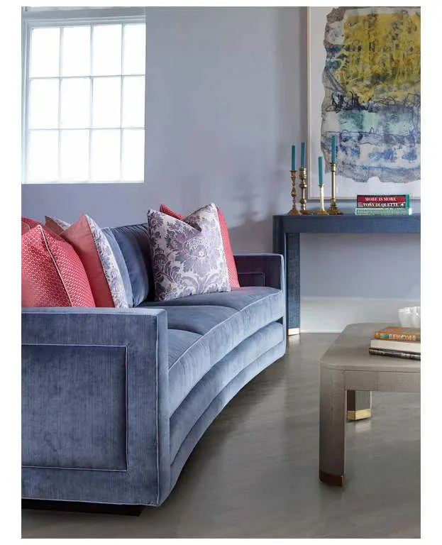 Highland House 1344-102 Clairee Sofa Highland House 1344-102 Clairee Sofa