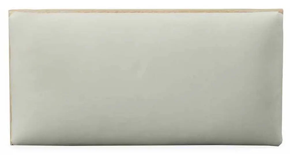 Highland House 2023-36 Foo Bench Highland House 2023-36 Foo Bench