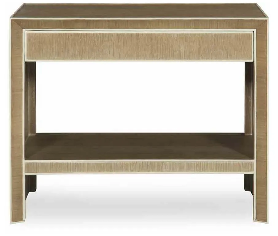 Highland House HH19-779E Hunter Side Table Highland House HH19-779E Hunter Side Table