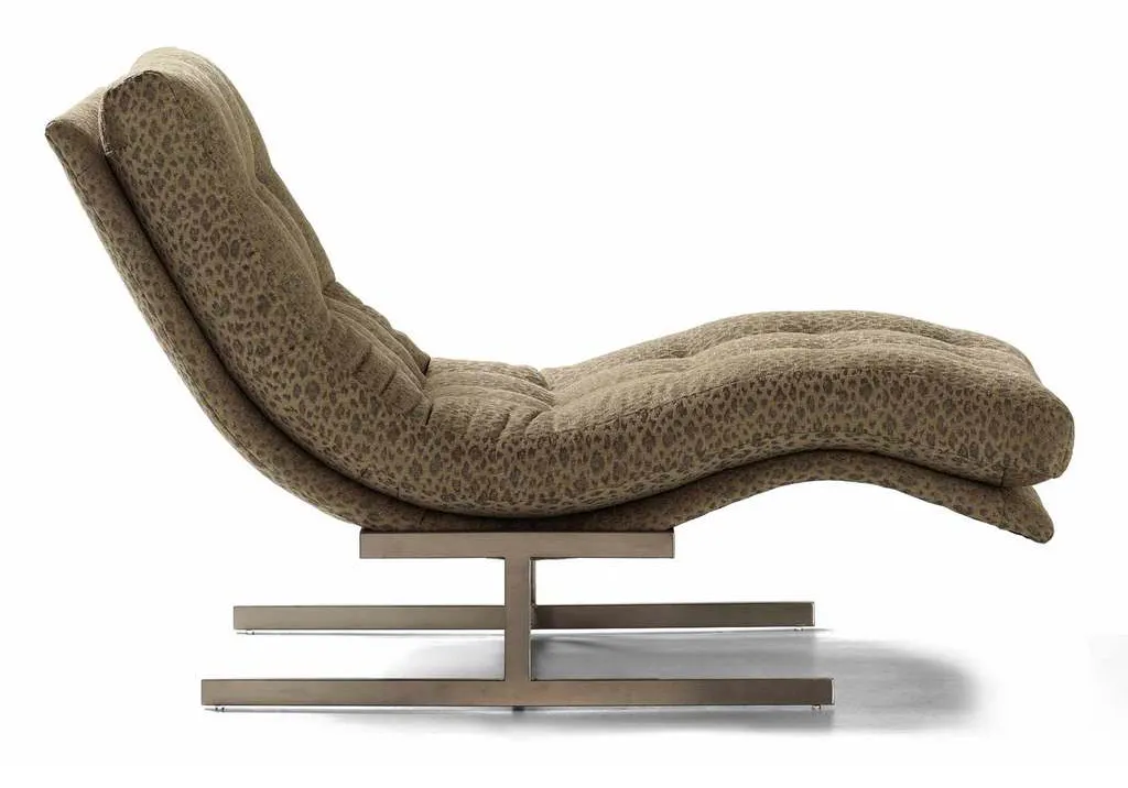 Jessica Charles 323 Hug Chaise Jessica Charles 323 Hug Chaise