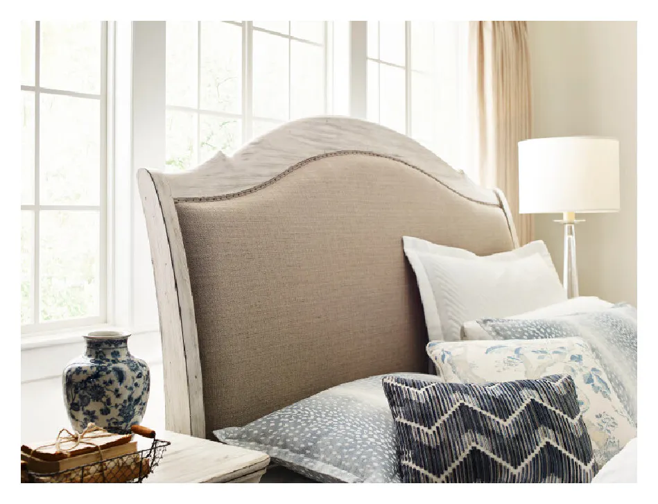 Kincaid 020-327P Selwyn Kelly Upholstered Sleigh California King Bed Complete Kincaid 020-327P Selwyn Kelly Upholstered Sleigh California King Bed Complete