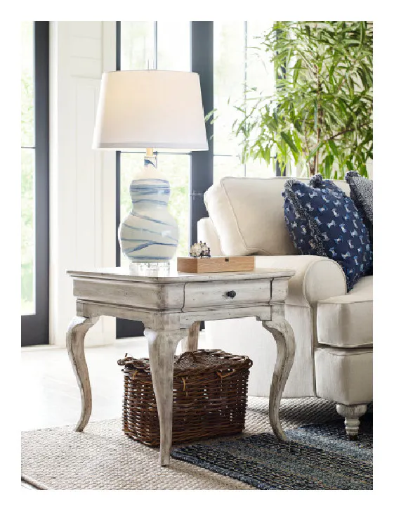 Kincaid 020-915 Selwyn Kelsey End Table Kincaid 020-915 Selwyn Kelsey End Table