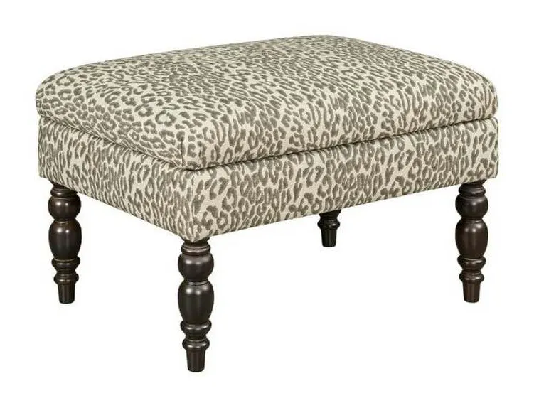 Kincaid UPH-OTT2-S3 Small Cocktail Ottoman Kincaid UPH-OTT2-S3 Small Cocktail Ottoman