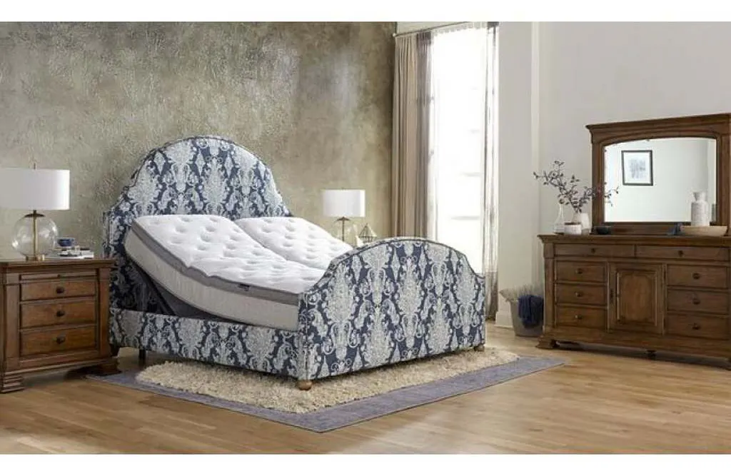 Kincaid UPH-10-766FP Arabella King Bed With Matching Footboard Package Kincaid UPH-10-766FP Arabella King Bed With Matching Footboard Package