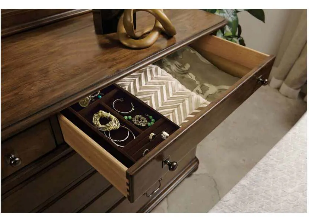 Kincaid 161-131 Commonwealth Witham Dresser Kincaid 161-131 Commonwealth Witham Dresser