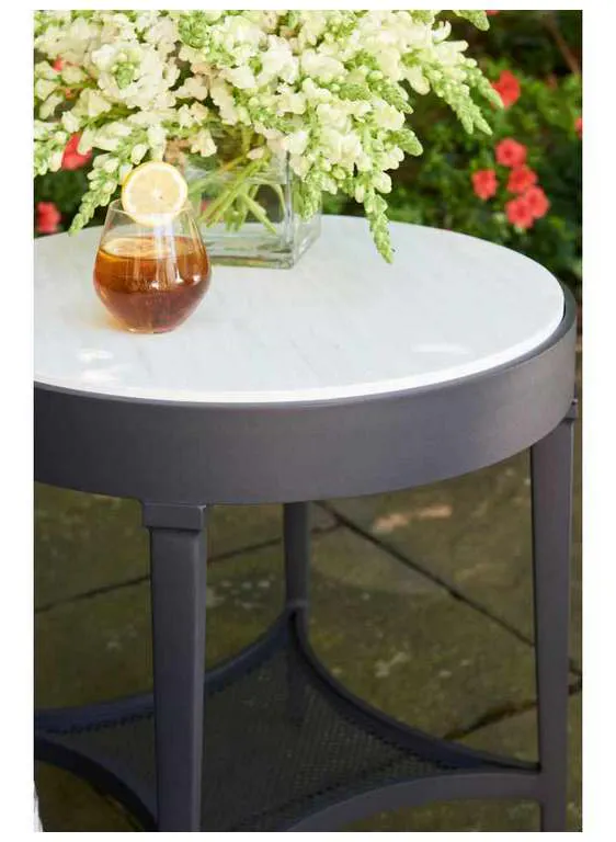 Lane Venture 9231-22 Winterthur Round End Table Lane Venture 9231-22 Winterthur Round End Table