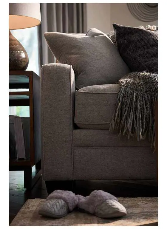 Lazboy 610694 Meyer Sofa Lazboy 610694 Meyer Sofa
