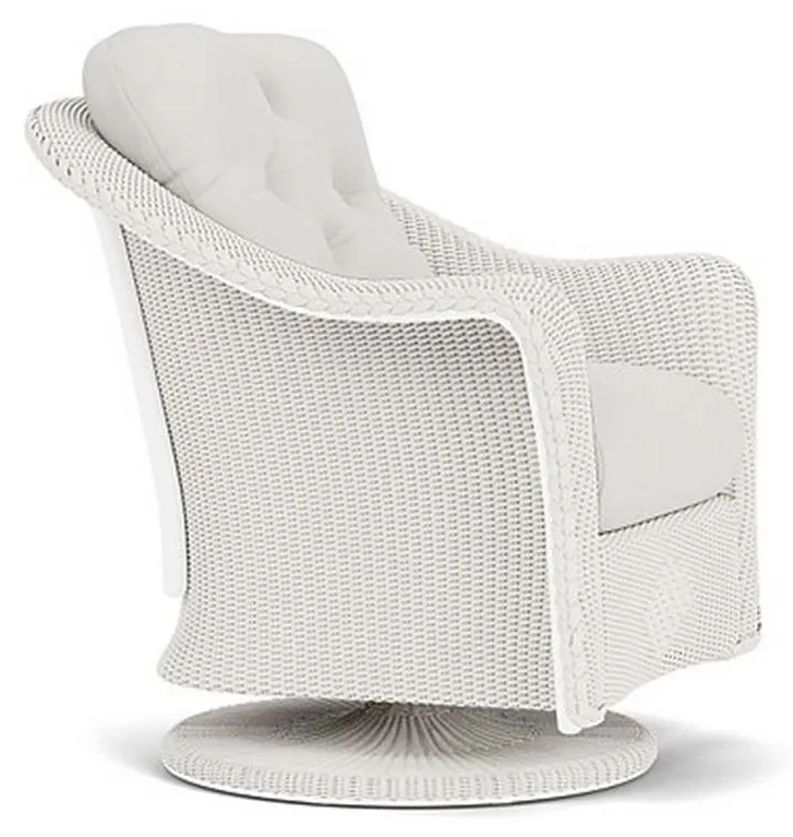 Lloyd Flanders 9080 Reflections Swivel Rocker Lounge Chair Lloyd Flanders 9080 Reflections Swivel Rocker Lounge Chair
