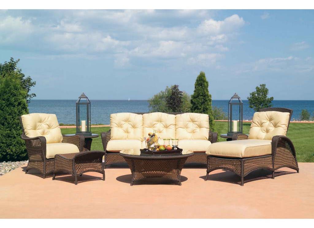 Lloyd Flanders 71355 Grand Traverse Sofa Lloyd Flanders 71355 Grand Traverse Sofa