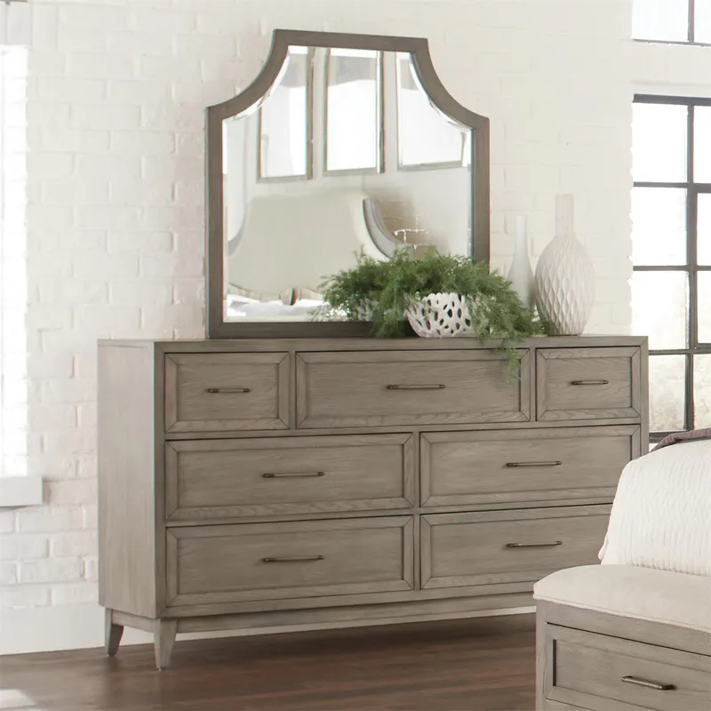 Riverside 46162 Vogue Seven Drawer Dresser and Arch Mirror Riverside 46162 Vogue Seven Drawer Dresser and Arch Mirror