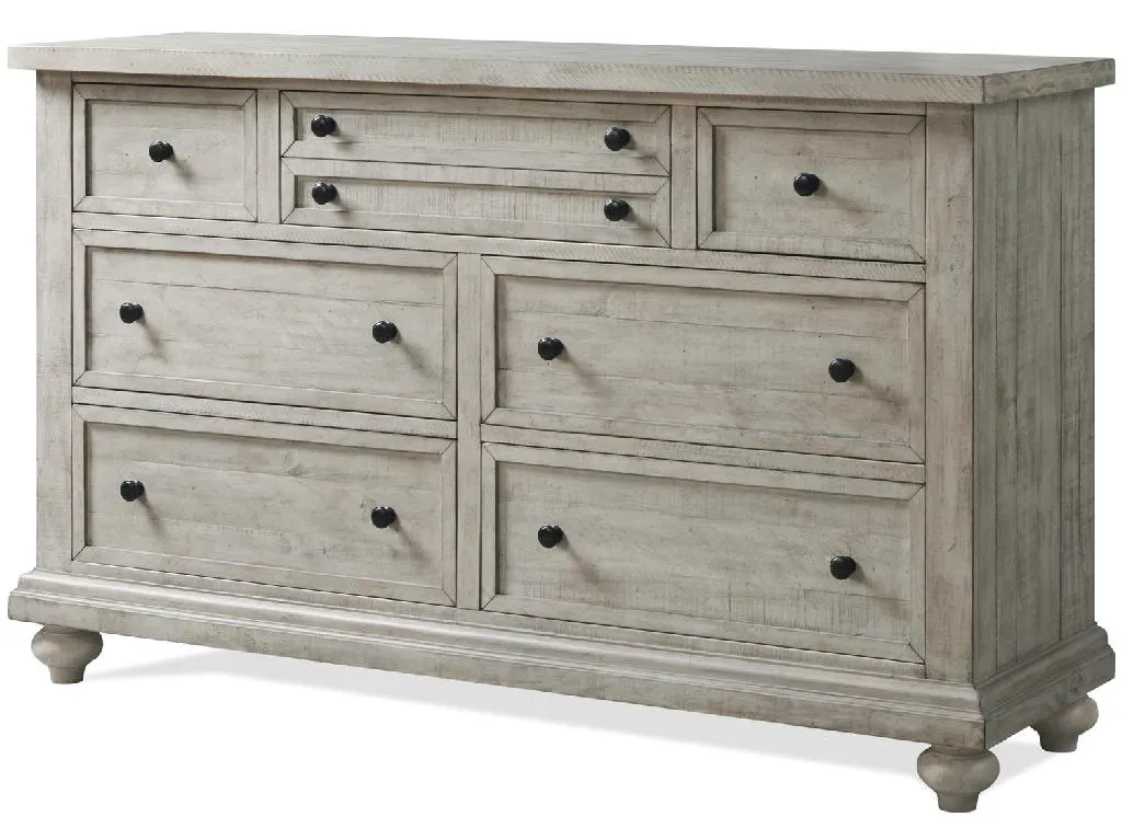 Riverside 15260 Hailey Seven Drawer Dresser Riverside 15260 Hailey Seven Drawer Dresser