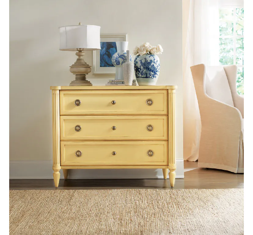 Somerset Bay SB241 Avingnon Chest Somerset Bay SB241 Avingnon Chest
