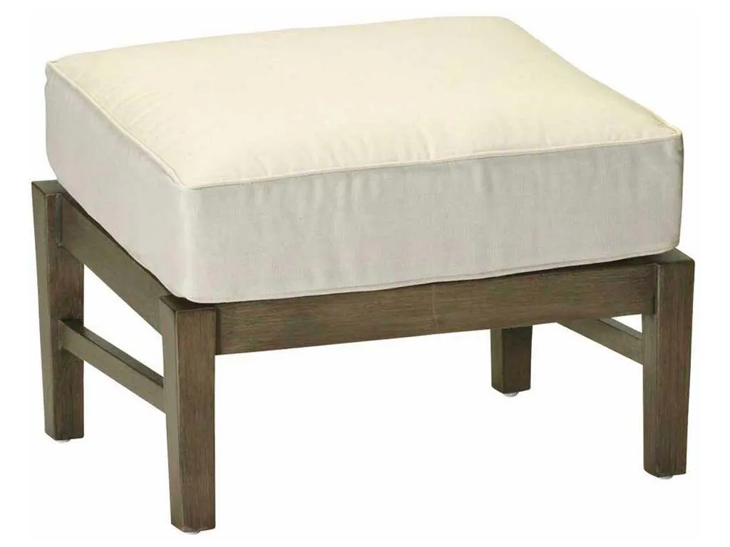 Summer Classics 3340 Croquet Ottoman Summer Classics 3340 Croquet Ottoman
