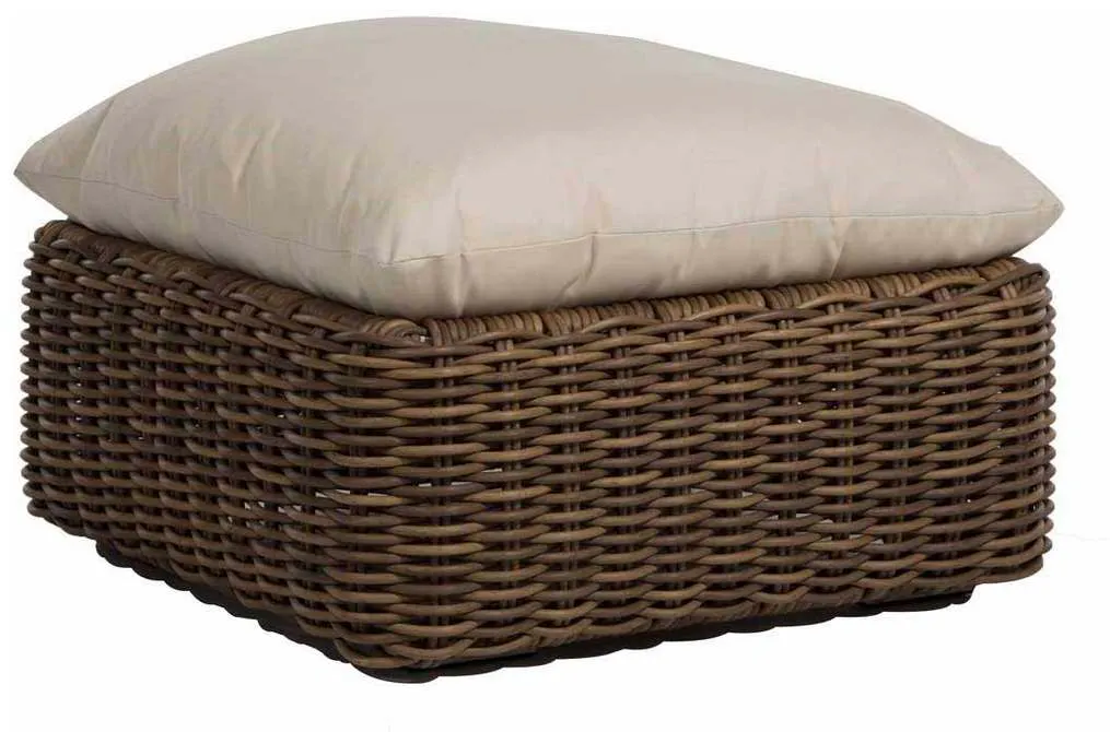 Summer Classics 3394 Montecito Ottoman Summer Classics 3394 Montecito Ottoman