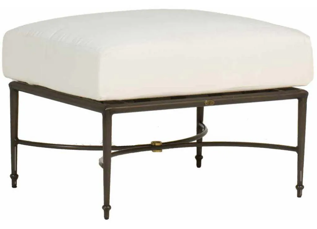 Summer Classics 3666 Roma Ottoman Summer Classics 3666 Roma Ottoman