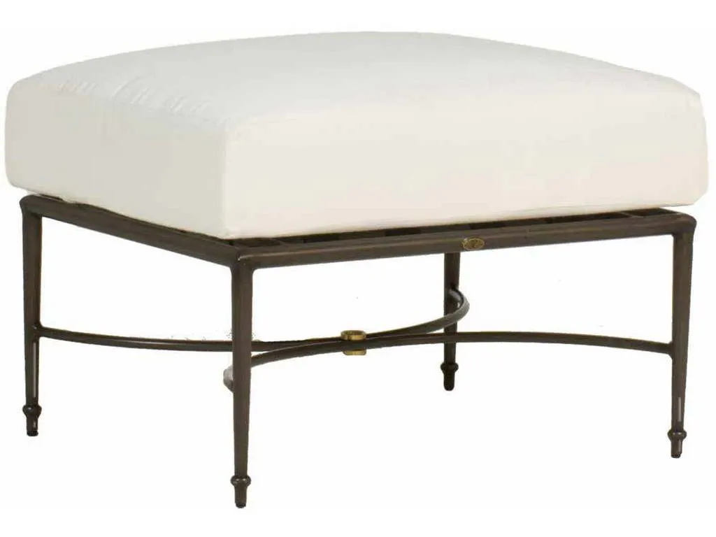 Summer Classics 3666 Roma Ottoman Summer Classics 3666 Roma Ottoman