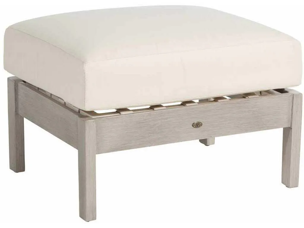 Summer Classics 4354 Kennebunkport Ottoman Summer Classics 4354 Kennebunkport Ottoman