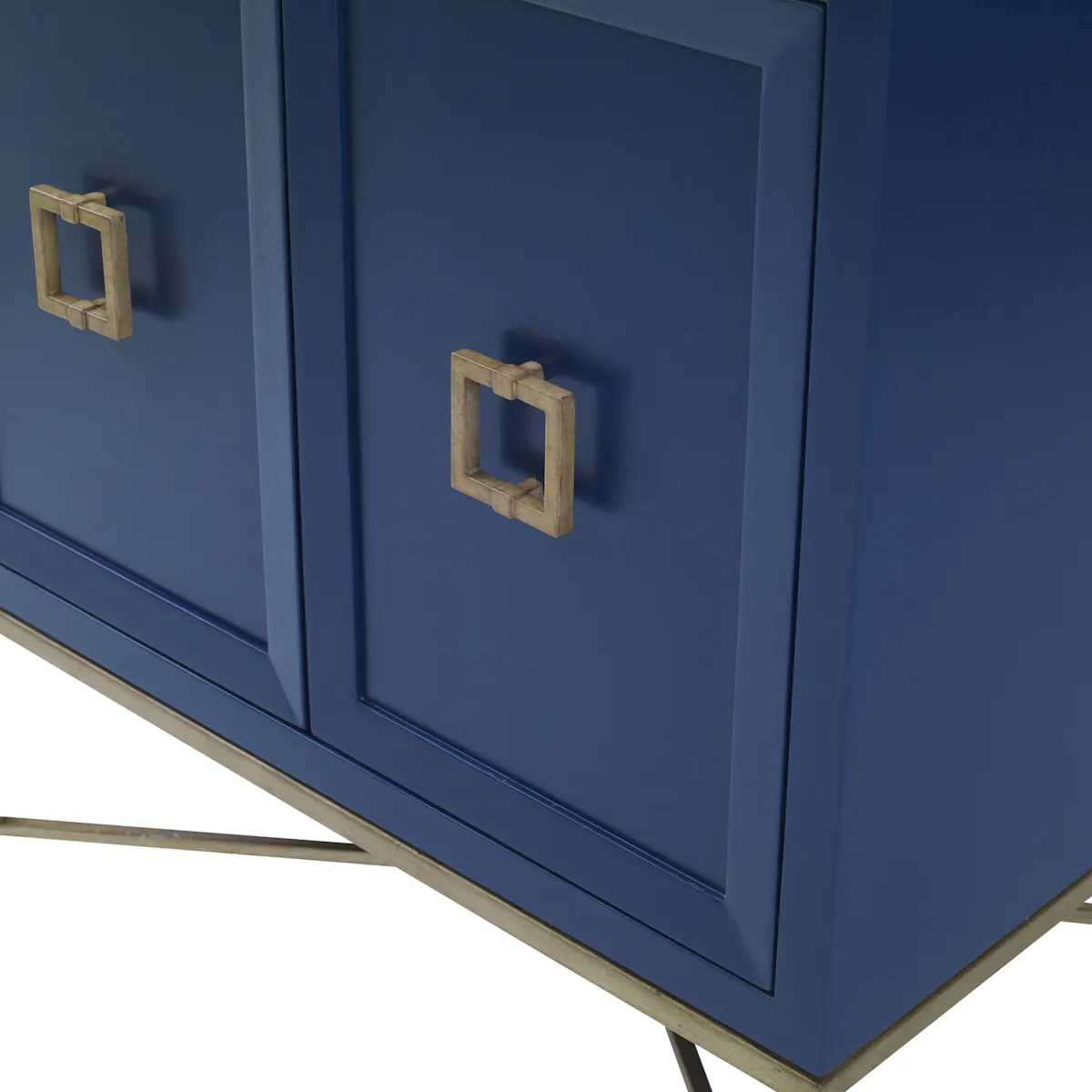 Ambella Home 09268-110-101 Admiral Petite Sink Chest Ambella Home 09268-110-101 Admiral Petite Sink Chest