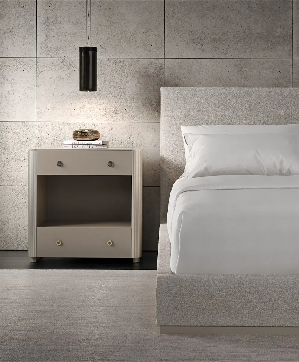 Caracole CLA-5423-124-B The Boutique King Bed Caracole CLA-5423-124-B The Boutique King Bed