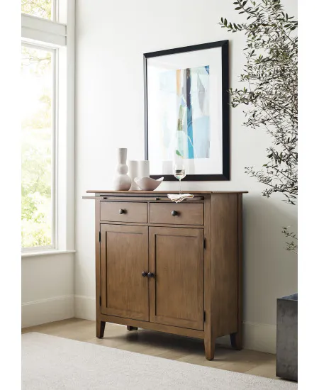 Kincaid Furniture 317-857L Server, Latte Kincaid Furniture 317-857L Server, Latte