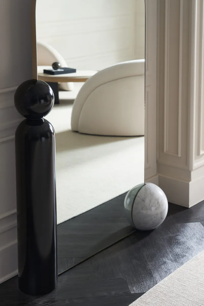 Caracole M141-023-041 Balance Mirror Caracole M141-023-041 Balance Mirror