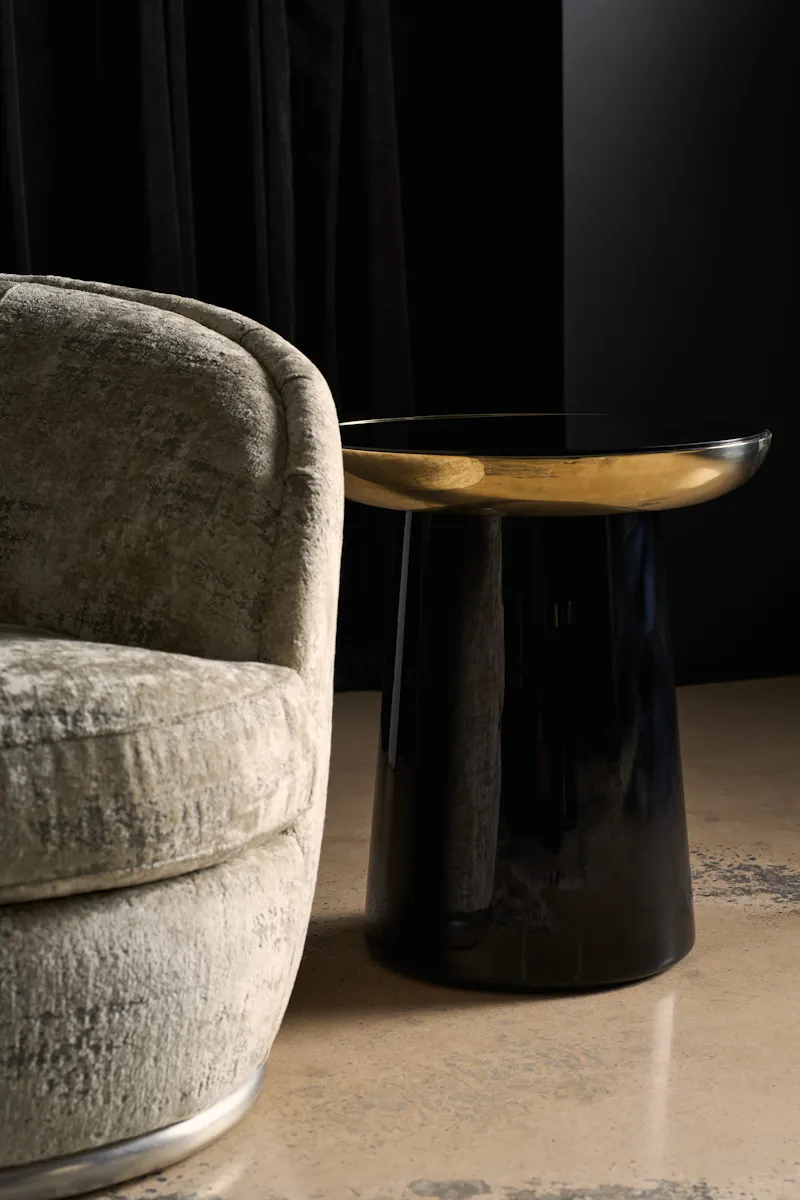 Caracole SGU-023-131-A Celeste Chair Caracole SGU-023-131-A Celeste Chair