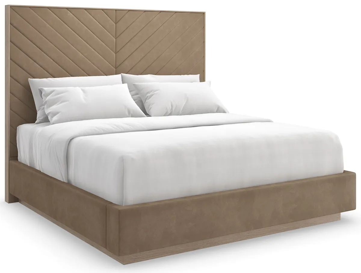 Caracole CLA-5423-102-B Meet U In The Middle Queen Bed Caracole CLA-5423-102-B Meet U In The Middle Queen Bed