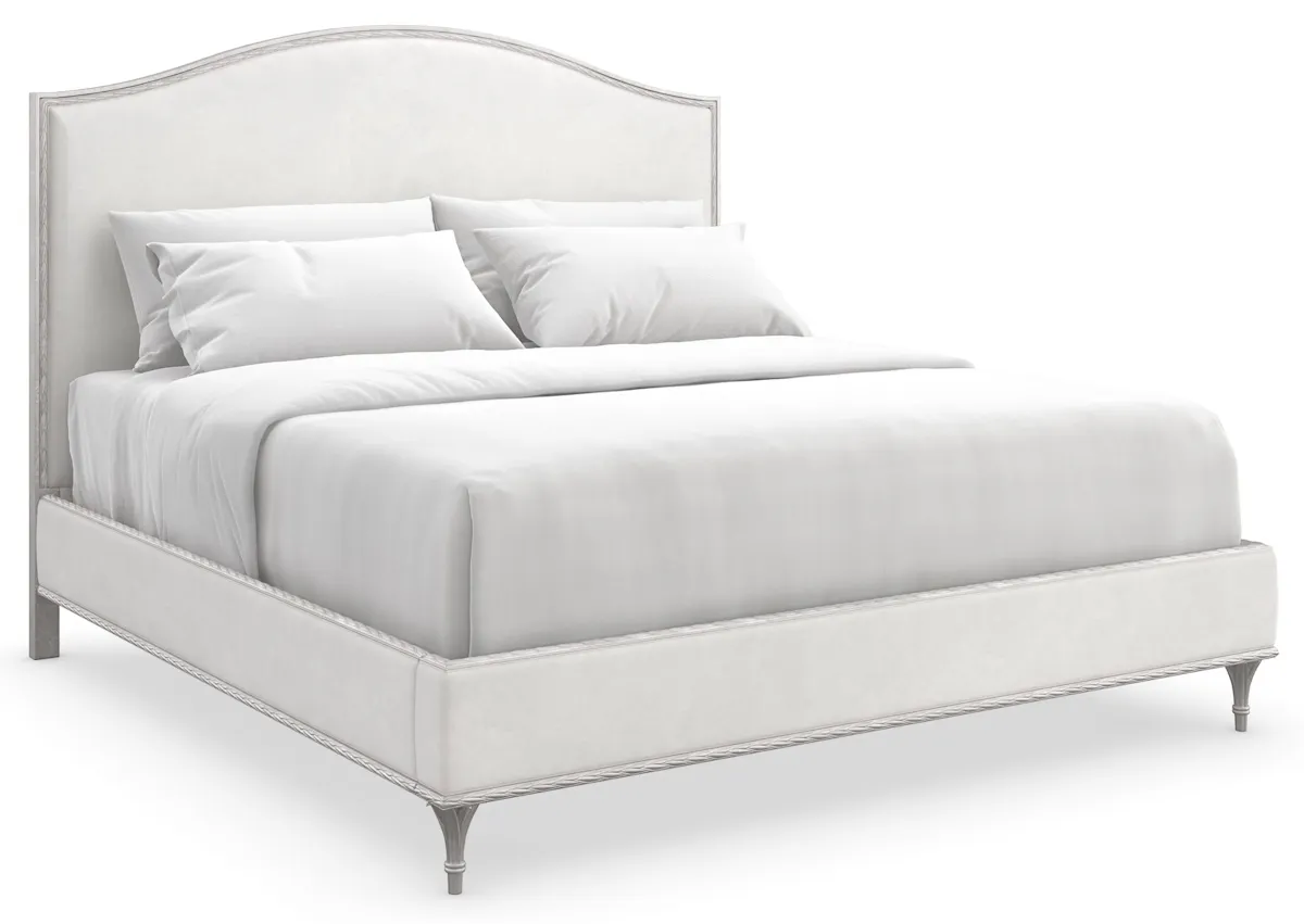 Caracole CLA-5423-105-C Fontainebleau Platform Queen Bed Caracole CLA-5423-105-C Fontainebleau Platform Queen Bed