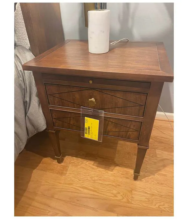 Hickory Chair 3466-10 Connaught Nightstand Hickory Chair 3466-10 Connaught Nightstand